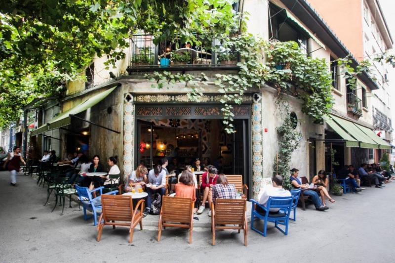 Best Time to Visit Hamra Street in Beirut