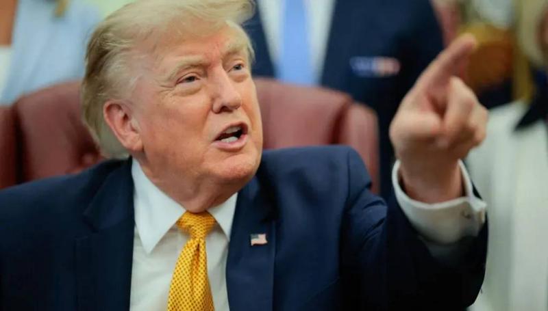 Trump Warns Iran: Strait of Hormuz to Reopen Soon Amid Tension