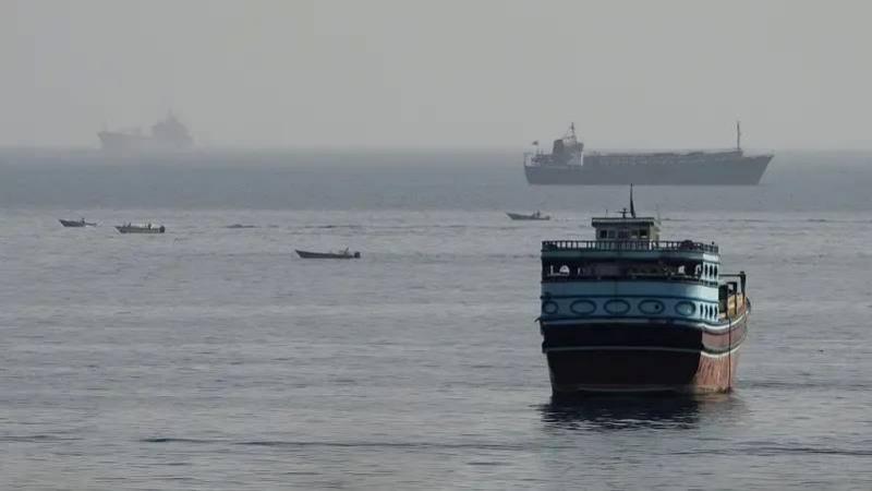 Iran and Oman Near 60-Day Agreement to Reopen Hormuz Strait