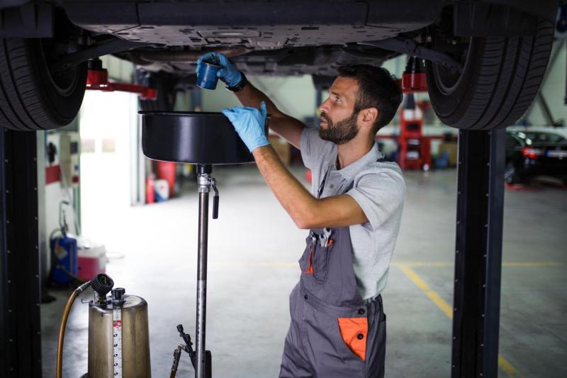 Top Car Oil Change Centers in Lebanon