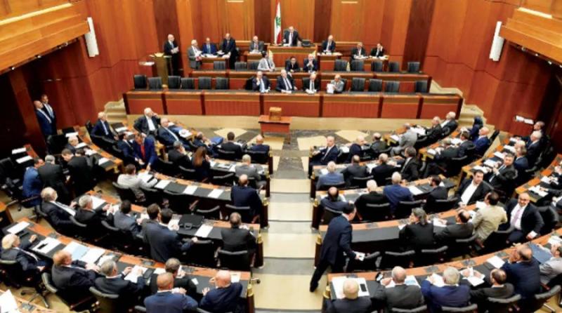 Lebanese Lawmakers’ Pay Raise Sparks Public Outcry Amid Economic Crisis
