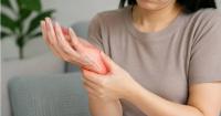 Numbness of the hands with neck pain Numbness of the hands with neck pain