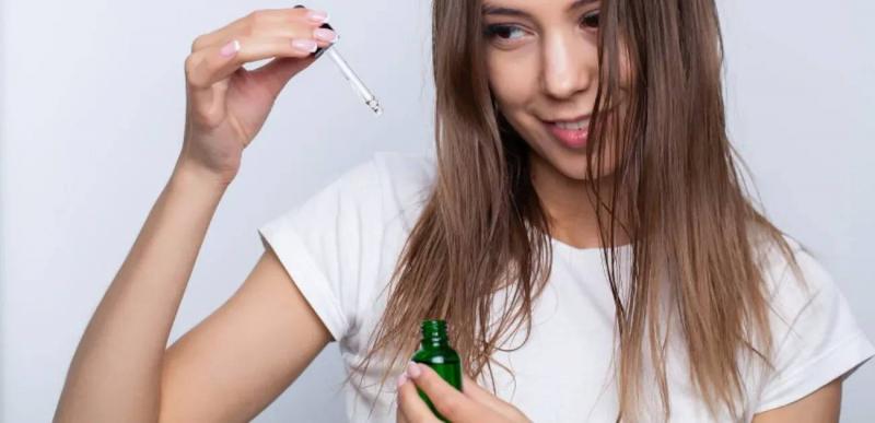 Best Natural Oils to Thicken Hair Naturally