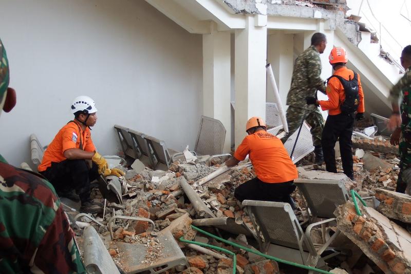 Twin Earthquakes Rock Indonesia's Sumatra: A Day of Seismic Activity