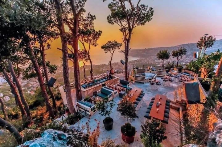 Top Restaurants in Ghosta: A Gastronomic Adventure in Lebanon's Mountain Town