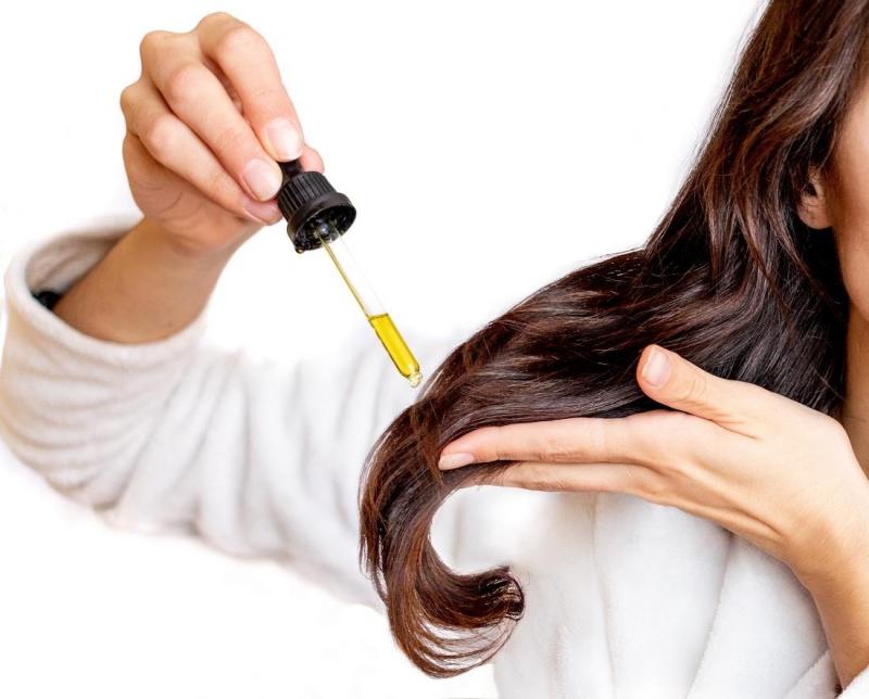 Top Oils for Dry and Brittle Hair: A Comprehensive Guide