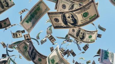مع توقع قرب انتهاء رفع الفائدة الأميركية.. الدولار يفقد قوته