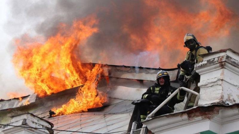 مقتل 21 في حريق بمستشفى في بكين
