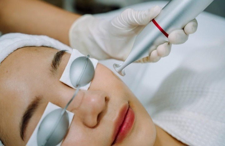 Top Dermatologists for Dark Circles Treatment in Beirut