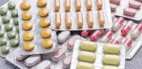 Random use of medications and painkillers. The random use of medications and pain relievers