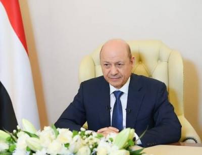 العليمي يرفع سقف التهديد.. هل انتهت سنوات التهدئة مع الحوثيين؟