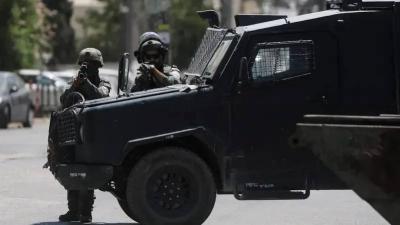 اقتحامات واعتقالات في الضفة.. ومستوطنون يحرقون مسجداً