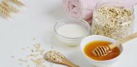 Honey, yogurt, and oatmeal mask