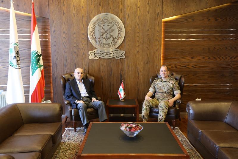 Security Talks: National Defense Minister Meets Army Commander to Discuss South Lebanon and Italy Visit