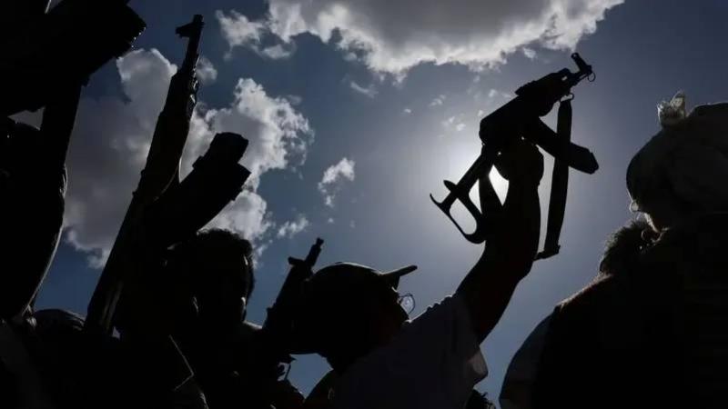 Yemeni Air Force Joins Battle Against Houthis for First Time