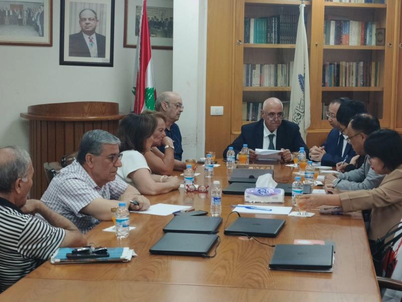 Chinese Ambassador Voices Support for Ceasefire in Lebanon at Journalists' Union Visit