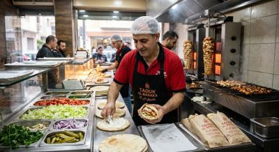 أشهر ساندويتشات الطاووق في لبنان