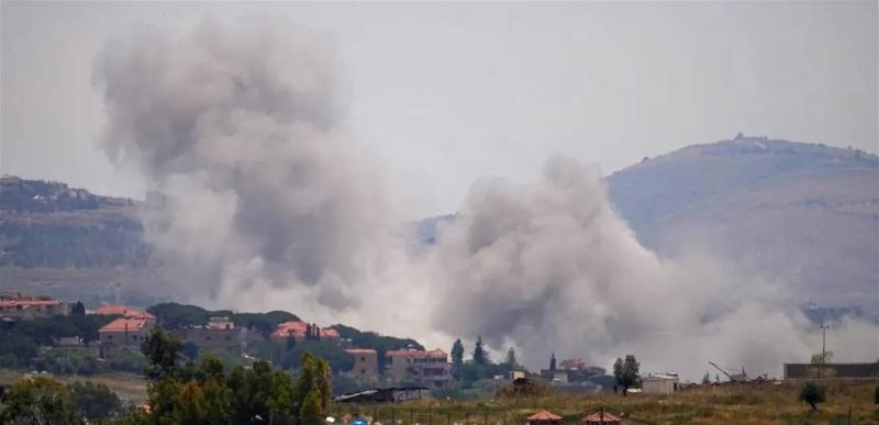 Intensifying Israeli Airstrikes: Evacuation Warnings Amid South Lebanon Tensions