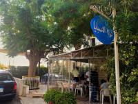 Breakfast restaurants in Amchit