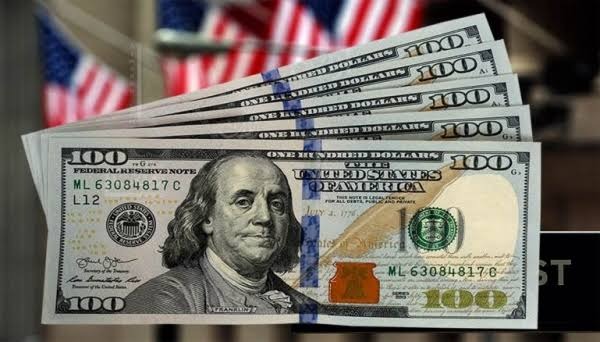 US Dollar Surges Following Surprise Fed Interest Rate Hike