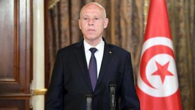 الرئيس التونسي يقيل وزيرة الطاقة