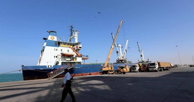 تعرض سفينة بريطانية لهجوم قبالة نشطون اليمنية
