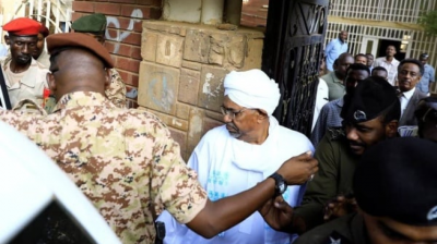 مسؤول سوداني سابق يغادر سجن كوبر