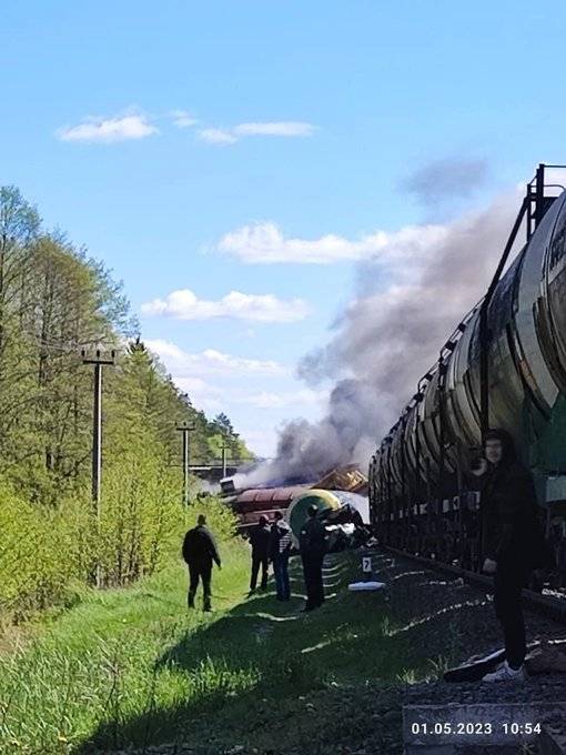 إنفجار يُخرج قطار شحن عن مساره في منطقة بريانسك