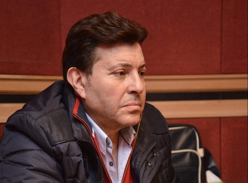 ماذا فعل هاني شاكر بعد تعرضه لعملية نصب خلال حفله في البحرين؟