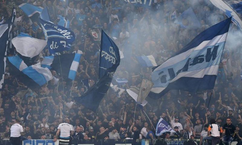 جماهير نابولي تحتفل بالفوز.. والفاتورة قتيل و7 جرحى