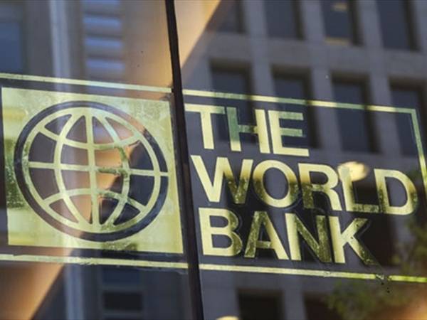 البنك الدولي يحذر من اعتماد لبنان على الدولار