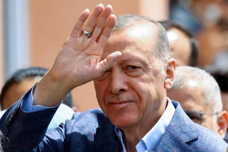 عمليات الفرز مستمرة والنتائج الأولية تظهر تقدم أردوغان
