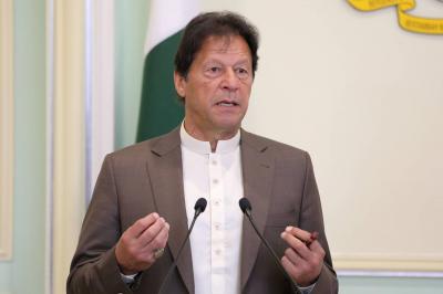 المحكمة العليا في باكستان تأمر بإطلاق سراح عمران خان
