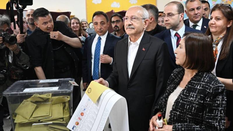 عين كليجدار أوغلو على الشباب في الجولة المقبلة