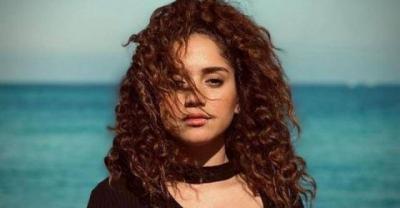 رنا رئيس تتعرض لصدمتين في آن معا