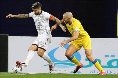الشباب يكتسح النصر في الدوري السعودي للمحترفين  .. فيديو