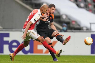 روما يقتنص فوز هام خارج ملعبه في الدوري الأوروبي .. فيديو
