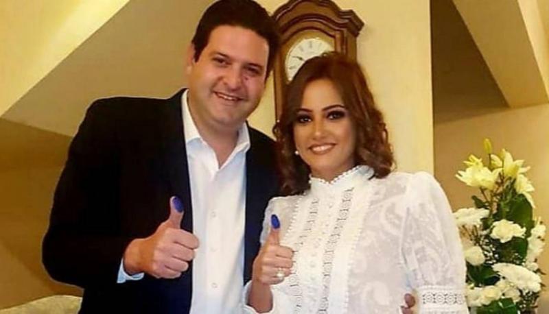 بشرى وزوجها سالم هيكل يكشفان أسرار زواجهما مع منى الشاذلي.
