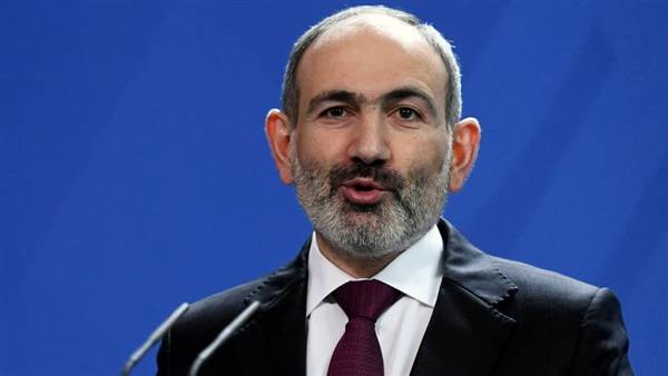 باشينيان : يتهم الجيش بمحاولة الانقلاب  ...وموسكو تدعو إلى التهدئة