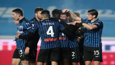 بالفيديو أتلانتا يكتسح نابولي في الدوري الإيطالي