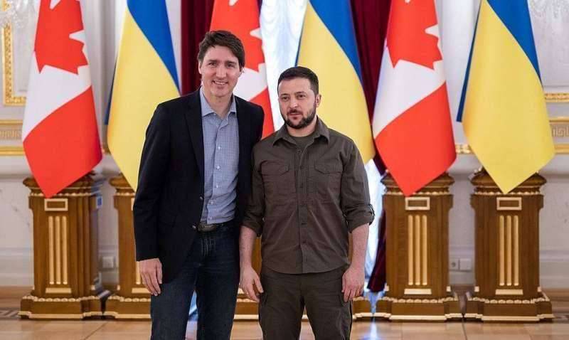زيلينسكي يبحث مع رئيس وزراء كندا التعاون في مجالي الأمن والدفاع