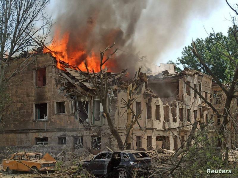 أوكرانيا.. مقتل شخص وإصابة 15 في هجومٍ روسيٍ