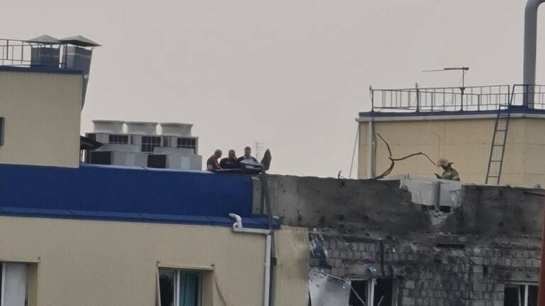 سقوط مسيّرة فوق أحد المباني جنوبي روسيا...ولا إصابات