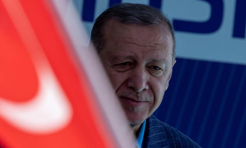 فوز رجب طيب أردوغان في الجولة الثانية بعد فرز أكثر من 75 في المئة من الصناديق