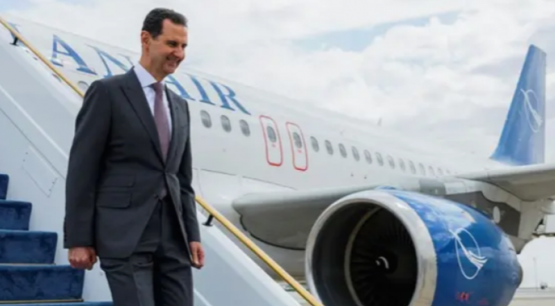بالفيديو - الرئيس السوري يصل إلى مطار جدة