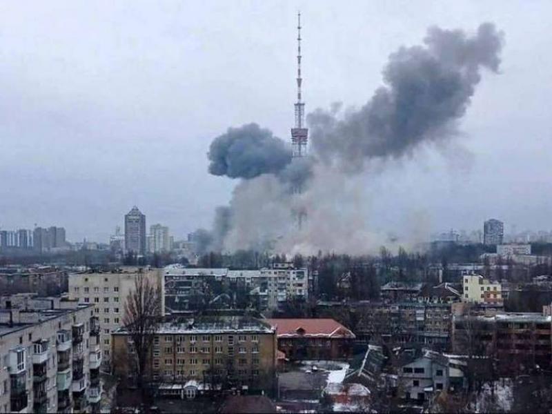 روسيا تشنّ هجومًا جويًا كبيرًا على كييف