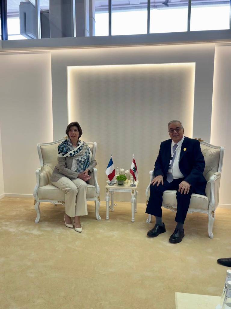 الخارجية اللبنانية تستدعي سفيرها في فرنسا