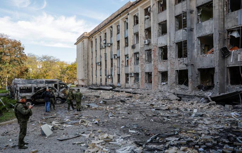 احتدام القتال في منطقتي دونيتسك وزابوريجيا الأوكرانيتين