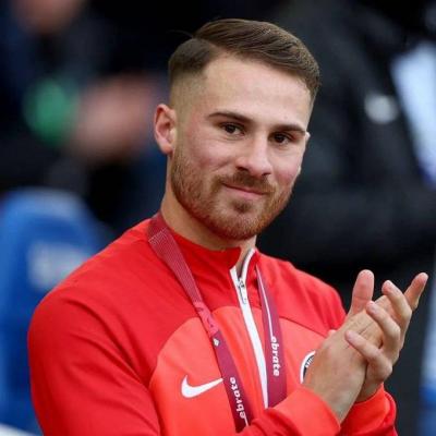 ليفربول يضم لاعب الوسط الأرجنتيني ماك أليستير