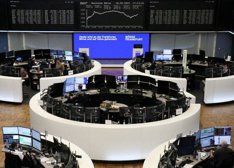 الأسهم الأوروبية تتراجع متأثرةً باتّفاق سقف الديون الأميركية